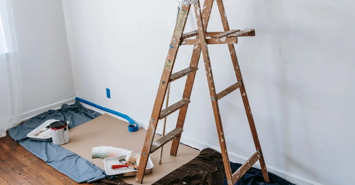 Cómo elegir pintura resistente al moho